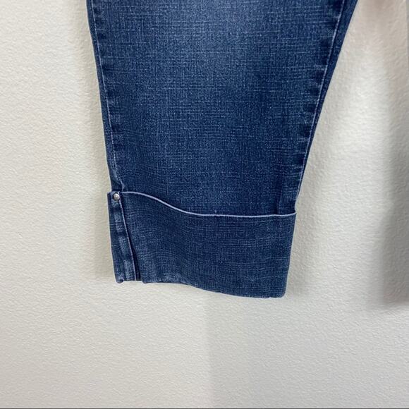 Live A Little | Capri Jeans Size 10 - Picture 3 of 4